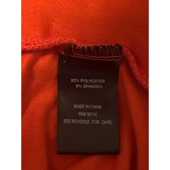 GUC Feathers Polyester/Spandex Red Hooded Zipper Split in Front & Back Size 1X - Picture 4 of 6